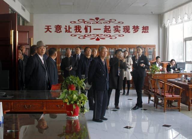 兗州區(qū)人大、政協(xié)領(lǐng)導(dǎo)蒞臨天意機(jī)械參觀考察